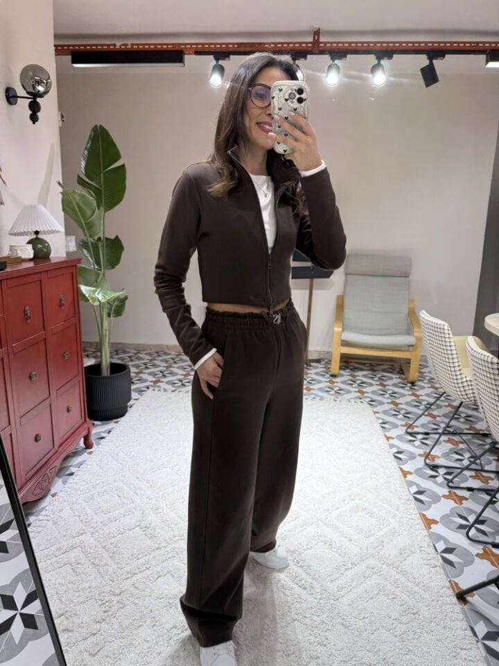 Kahverengi Eşofman Takımı